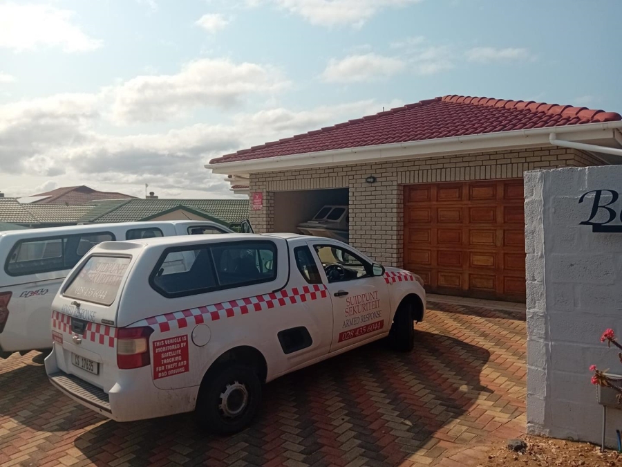 3 Bedroom Property for Sale in Stilbaai Western Cape